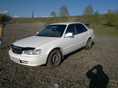 Toyota Corolla, 1999 год