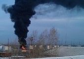 Два человека травмированы в результате пожара на нефтебазе в Красноярске