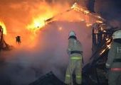 В Емельяновском районе сгорел лесопильный цех